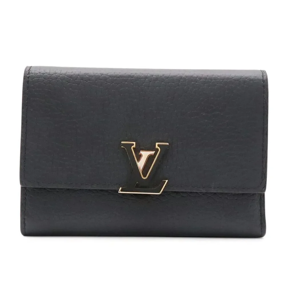 Louis Vuitton Capucines Compact Wallet
